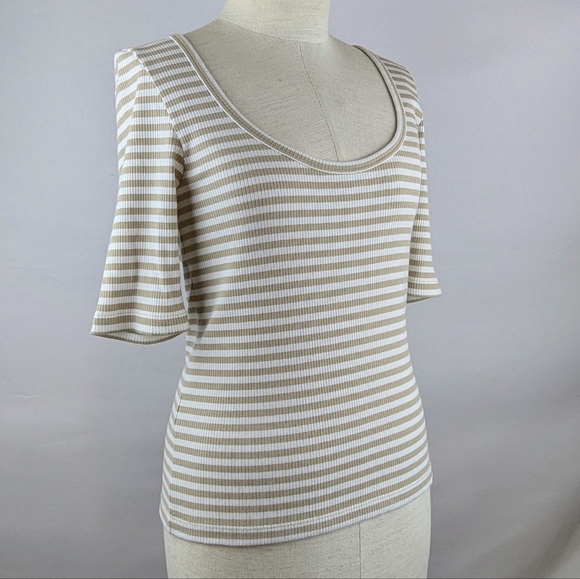 Faherty Tee Freestyle Rib Knit Short Sleeve Pima Blend Neutral Desi Stripe M NWT - Picture 4 of 14